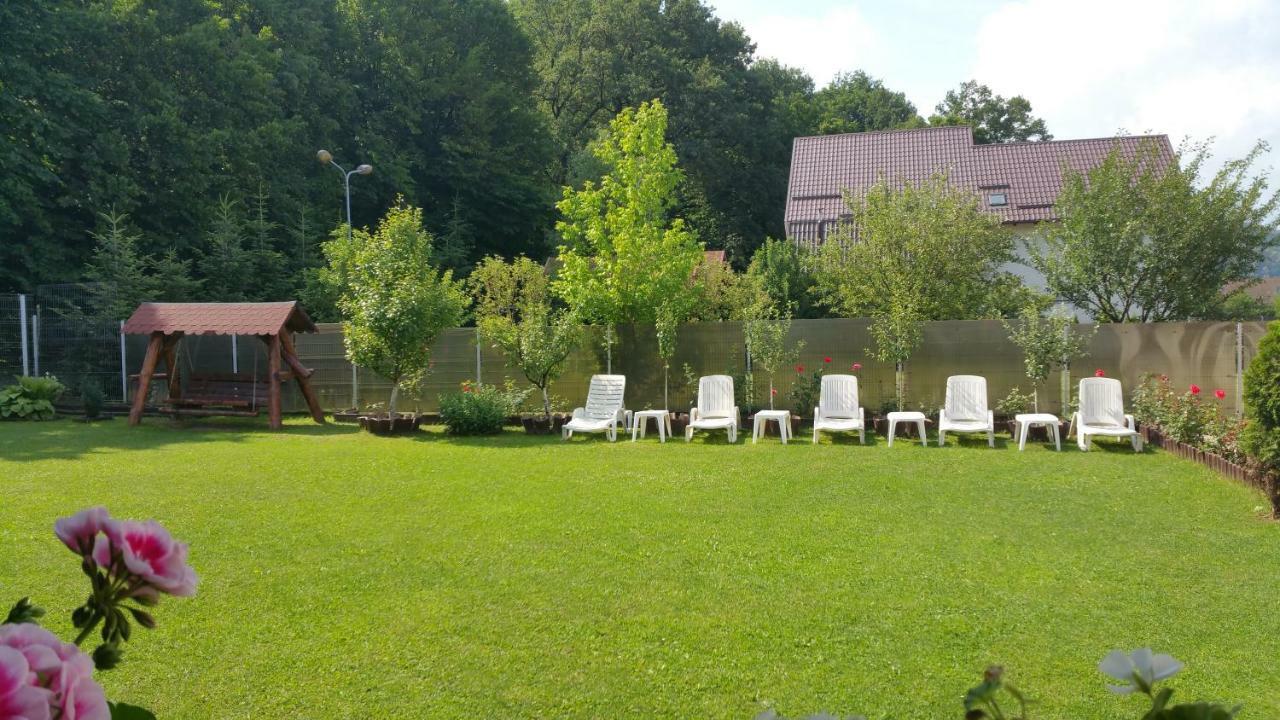 Rosenville Rîşnov Dış mekan fotoğraf