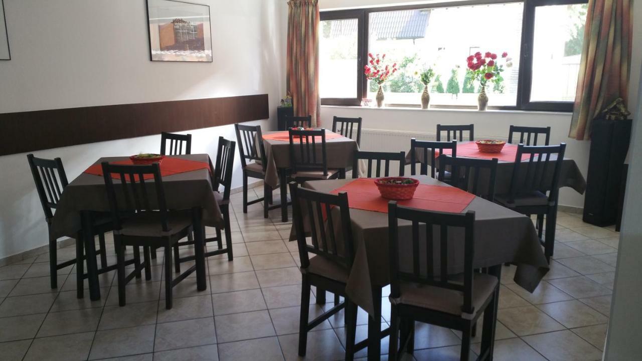 Rosenville Rîşnov Dış mekan fotoğraf