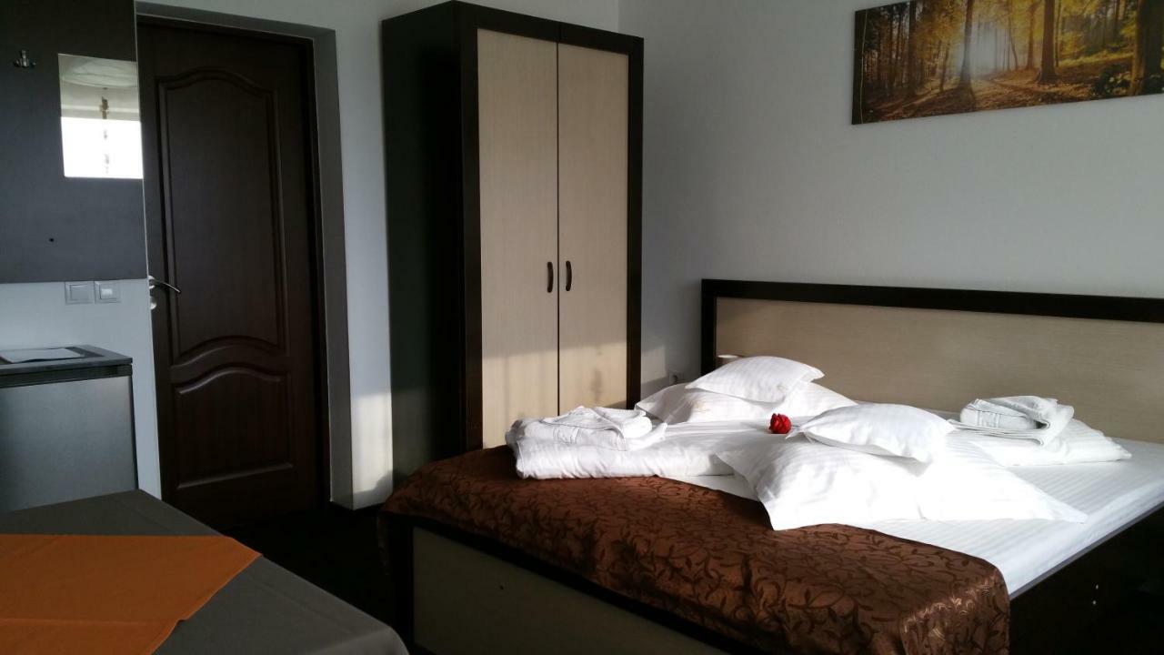 Rosenville Rîşnov Dış mekan fotoğraf